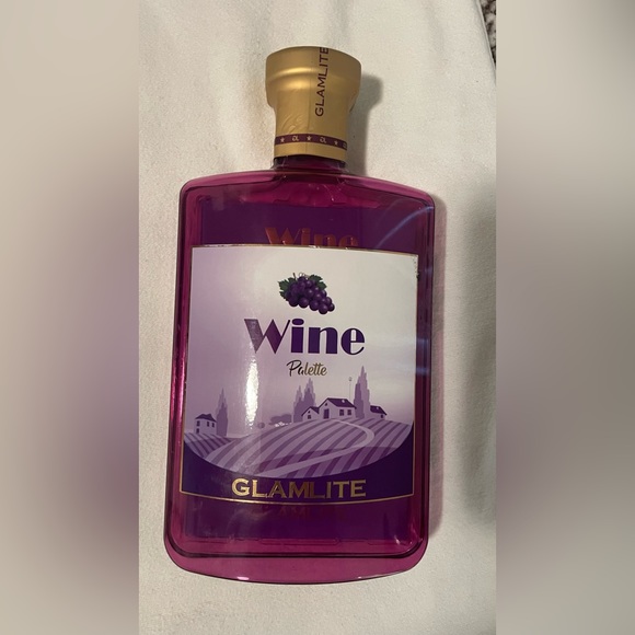 Sold NWT WINE PALETTE - Picture 13 of 14